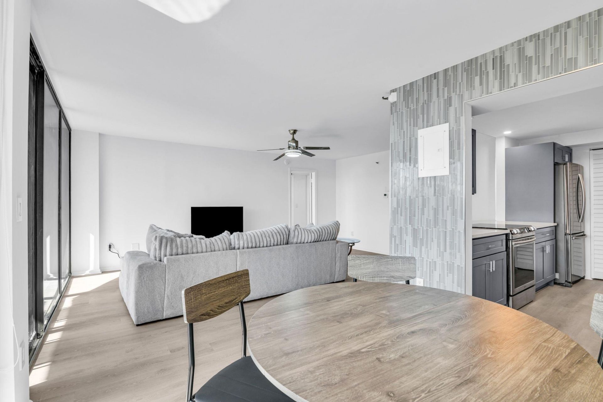 859 Jeffery Street Se, Unit 5090, Boca Raton, FL 33487 Photo