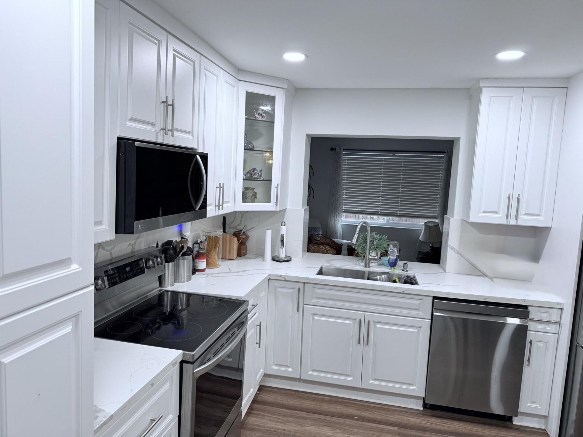 10900 NW 18th Place, Pembroke Pines, FL 33026 Photo