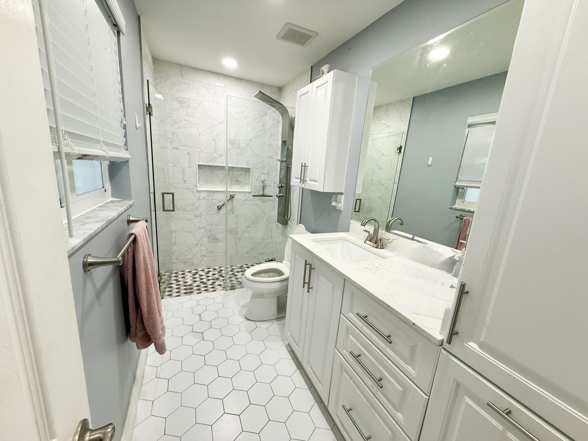 10900 NW 18th Place, Pembroke Pines, FL 33026 Photo