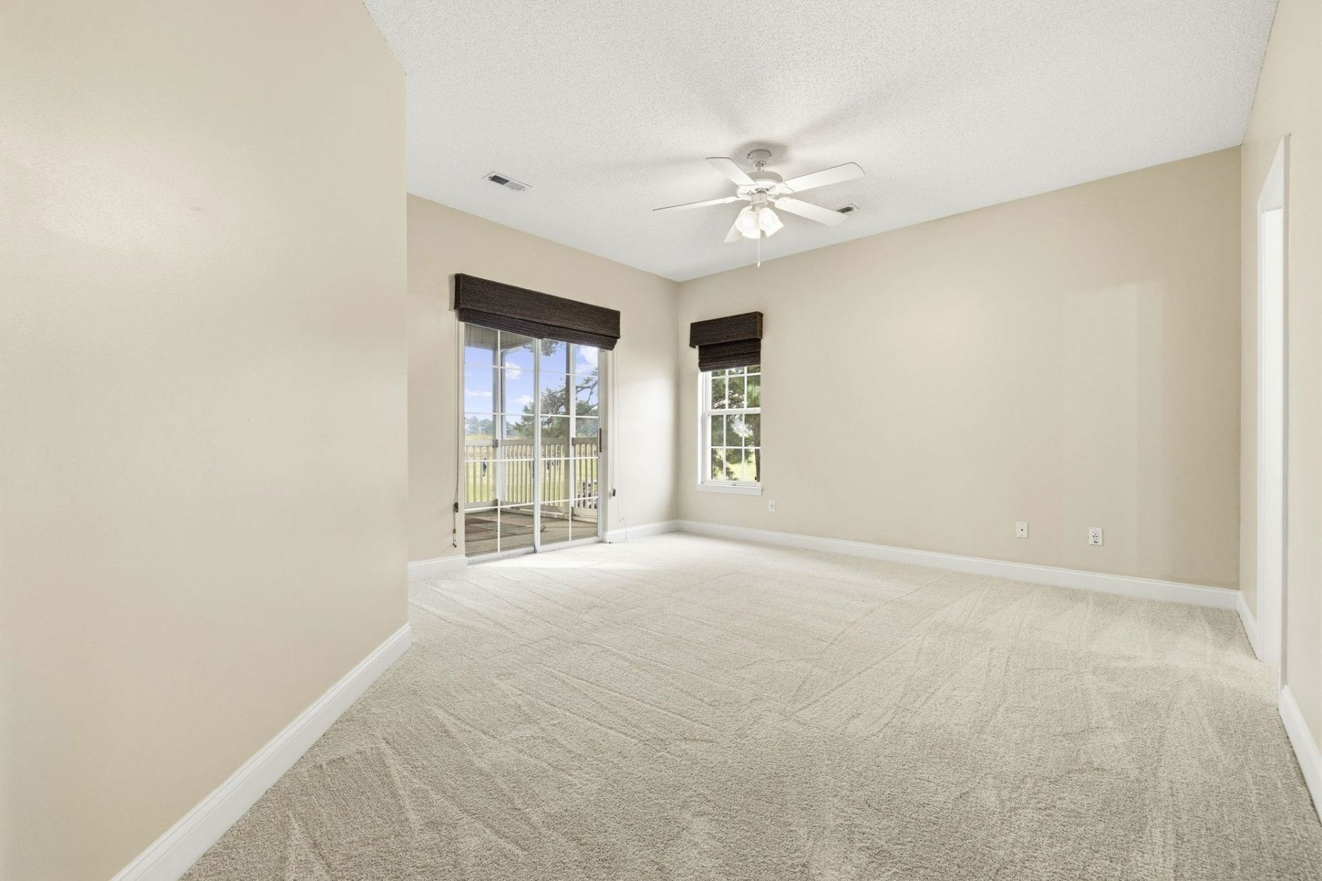 5049 Glenbrook Dr. Photo 19
