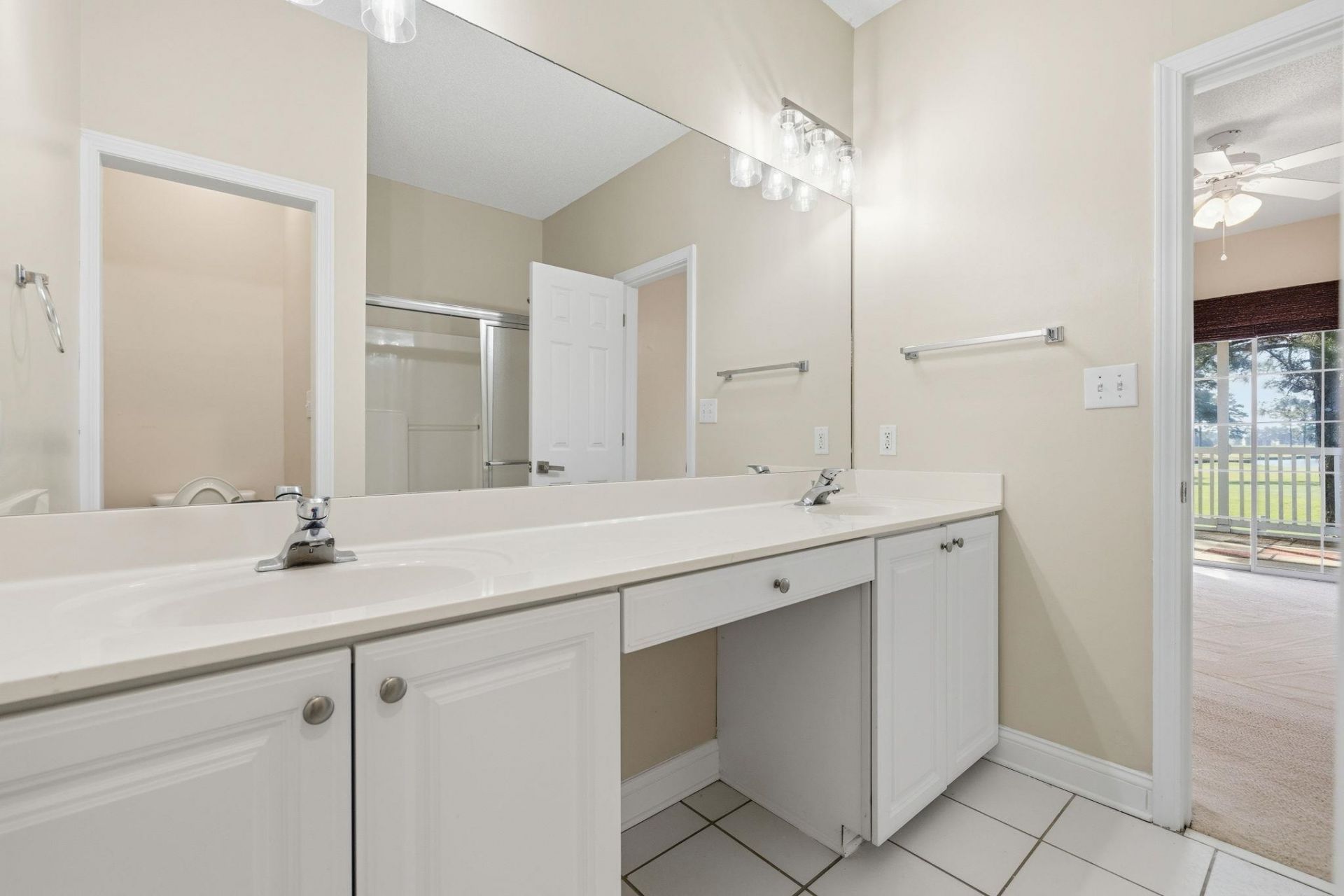 5049 Glenbrook Dr. Photo 21