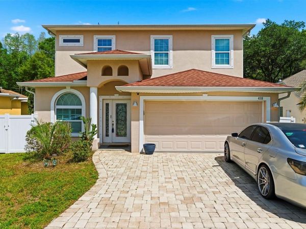 4118 WOODACRE LANE , TAMPA, FL 33624