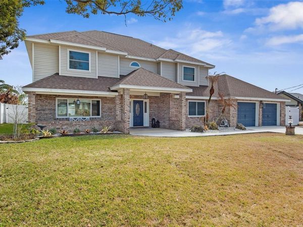 15 Colony Ct, Palm Coast, FL 32137