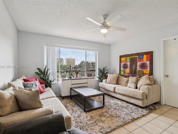 9930 Twin Lakes Dr, Unit 7-L, Coral Springs, FL 33071