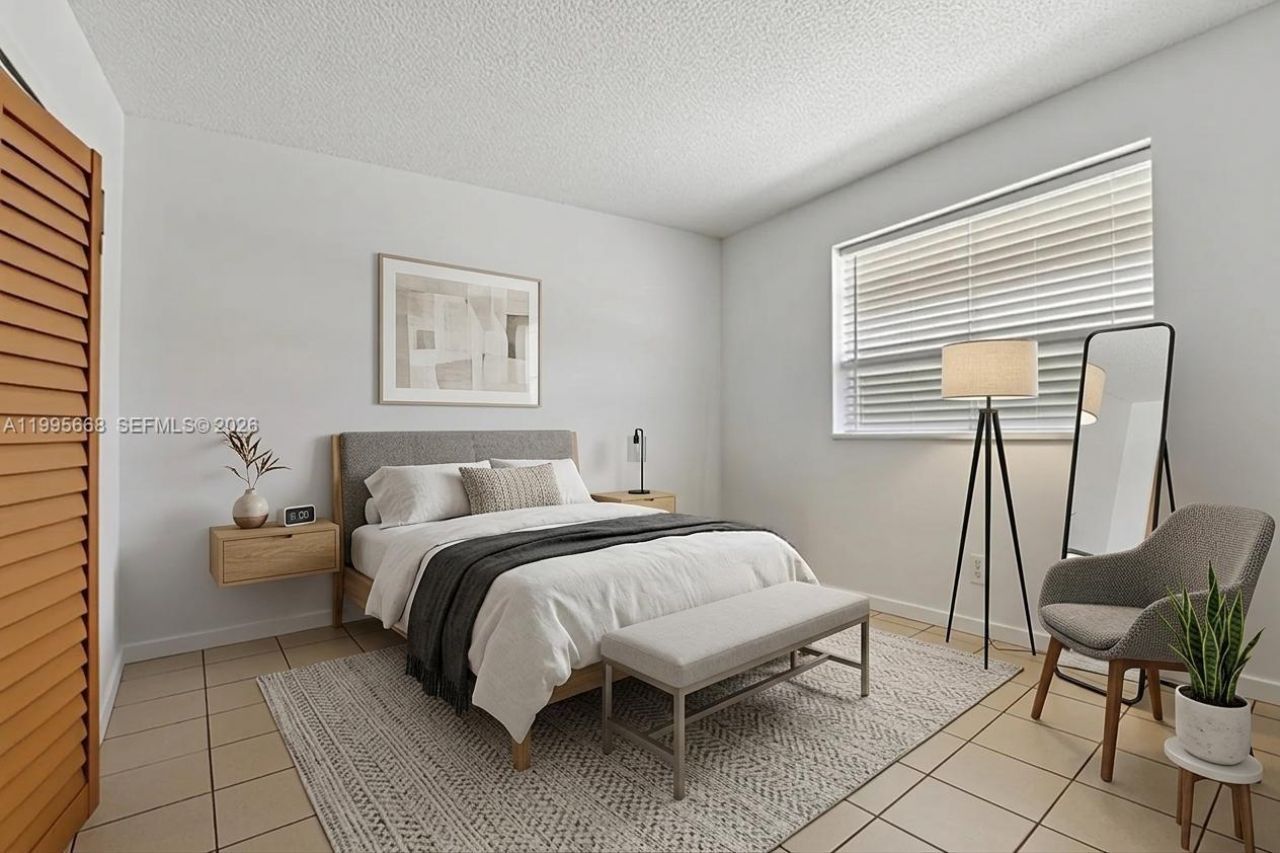 9930 Twin Lakes Dr, Unit 7-L, Coral Springs, FL 33071 Photo