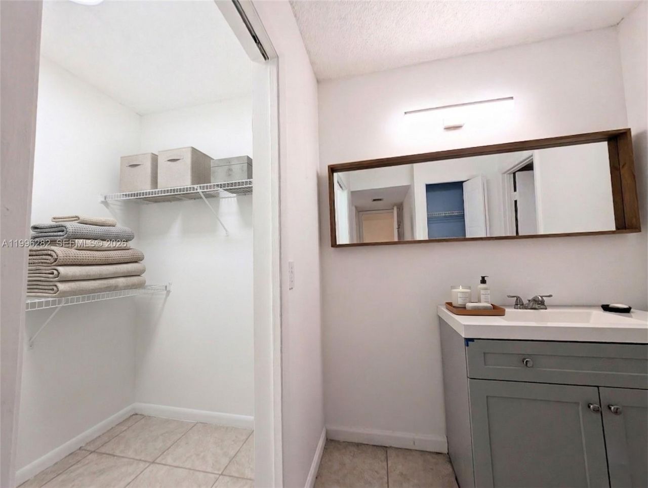 310 Lakeview Dr, Unit 105, Weston, FL 33326 Photo