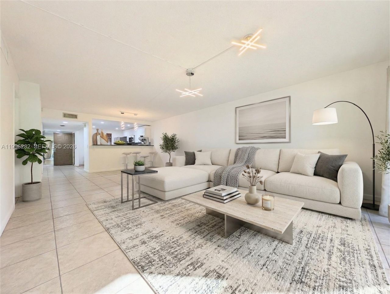 310 Lakeview Dr, Unit 105, Weston, FL 33326 Photo