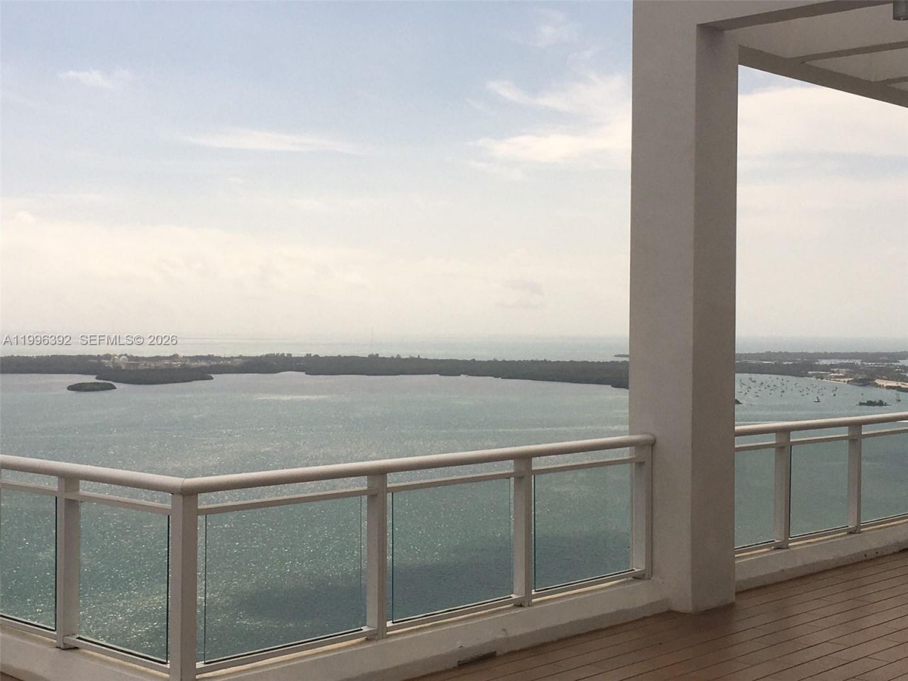 900 Brickell Key Blvd, Unit PH3403, Miami, FL 33131 Photo
