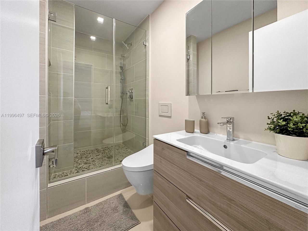 10185 Collins Ave , Unit 1206, Bal Harbour, FL 33154 Photo