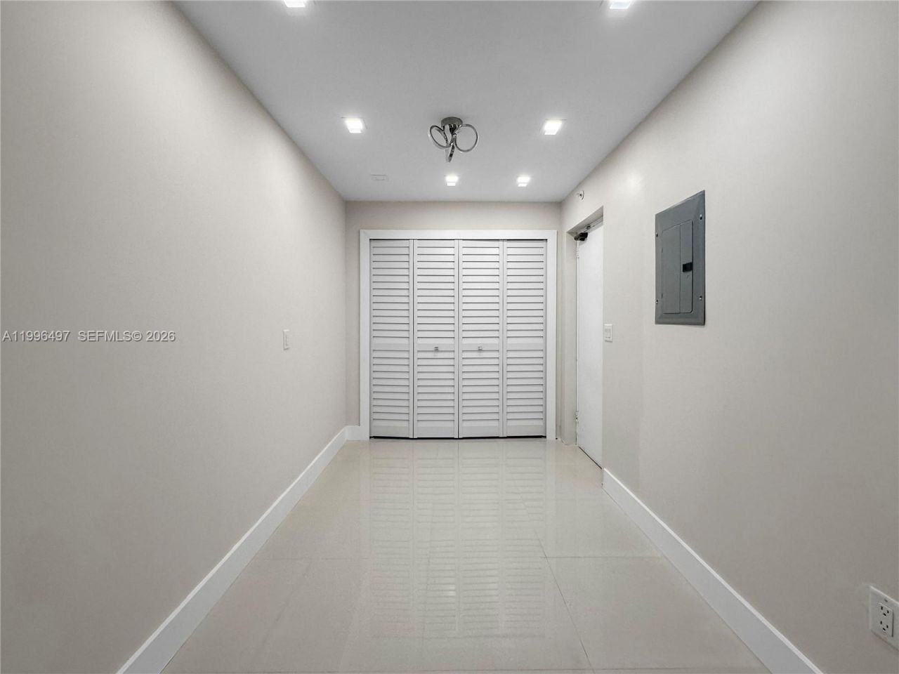10185 Collins Ave , Unit 1206, Bal Harbour, FL 33154 Photo