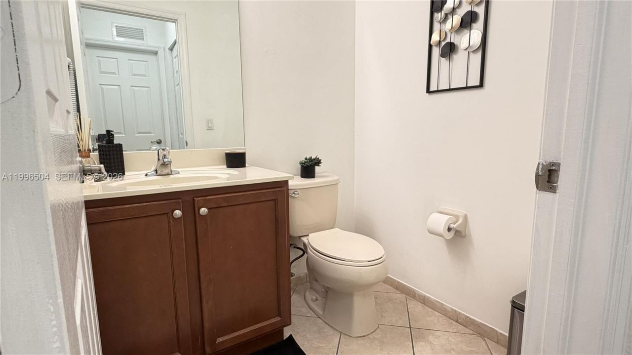 11605 NW 89th St, Unit 220, Doral, FL 33178 Photo