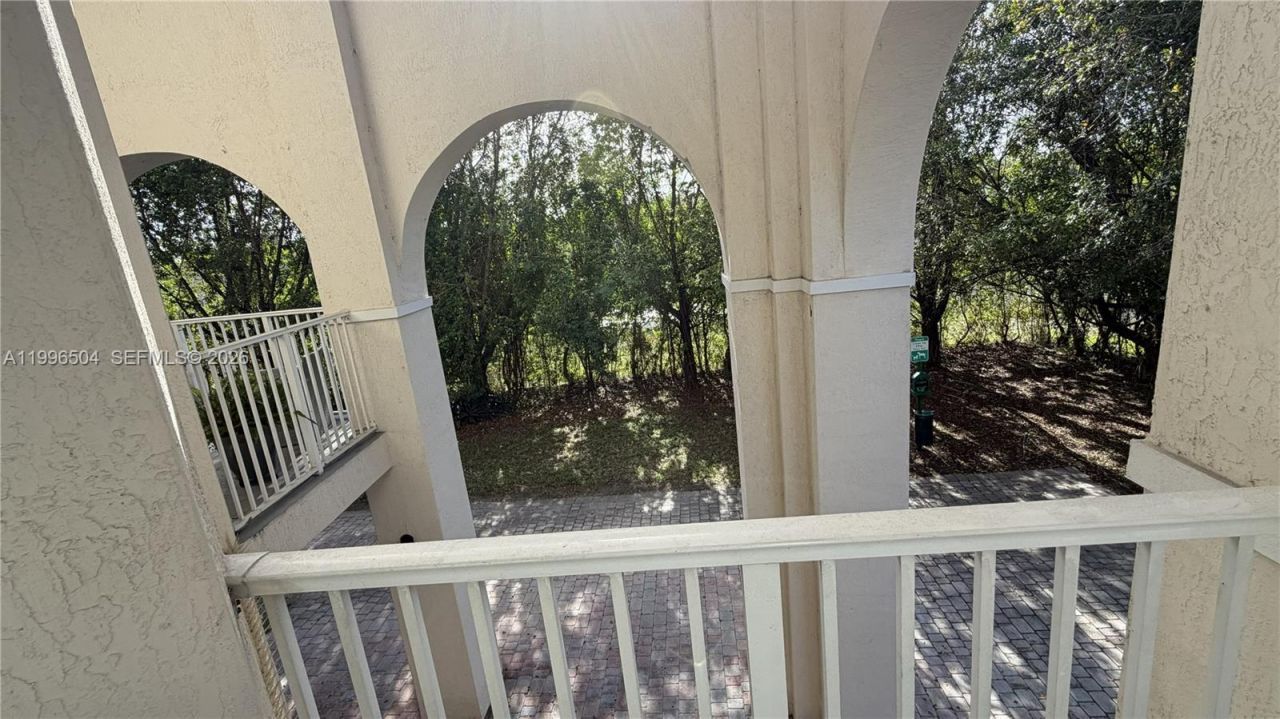 11605 NW 89th St, Unit 220, Doral, FL 33178 Photo