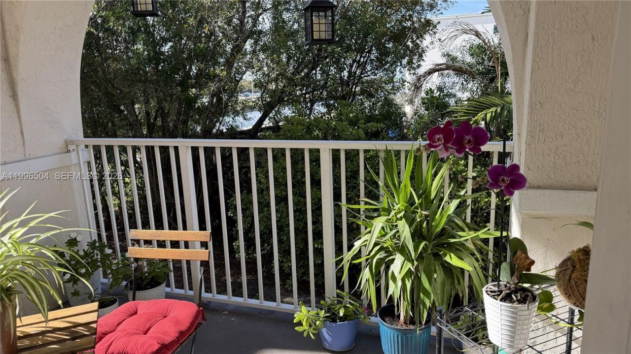 11605 NW 89th St, Unit 220, Doral, FL 33178 Photo