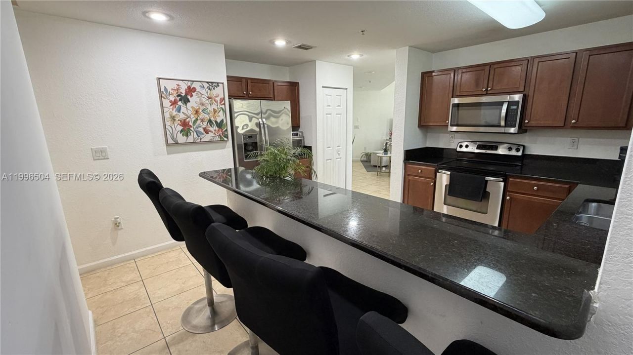 11605 NW 89th St, Unit 220, Doral, FL 33178 Photo