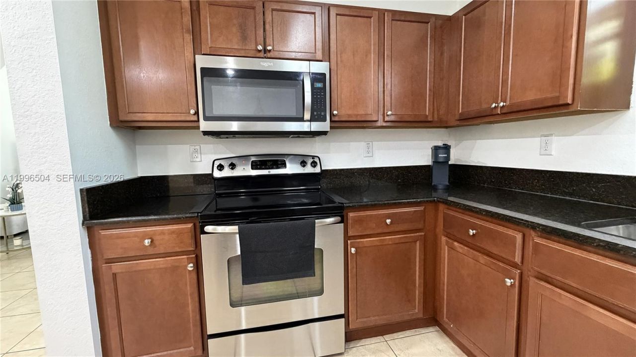 11605 NW 89th St, Unit 220, Doral, FL 33178 Photo