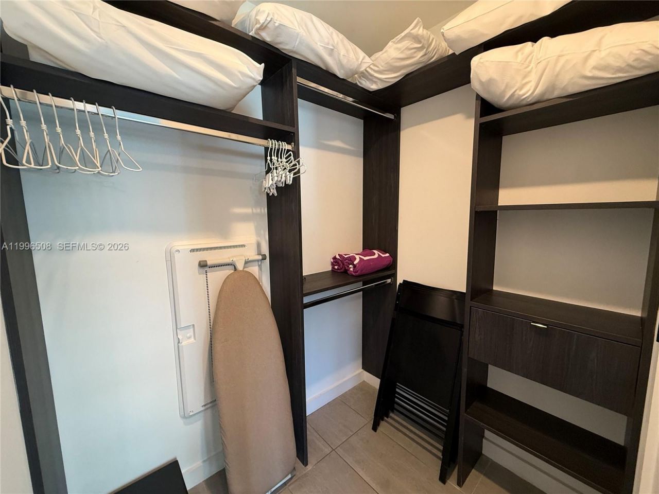 227 NE 2nd St, Unit 2911, Miami, FL 33132 Photo