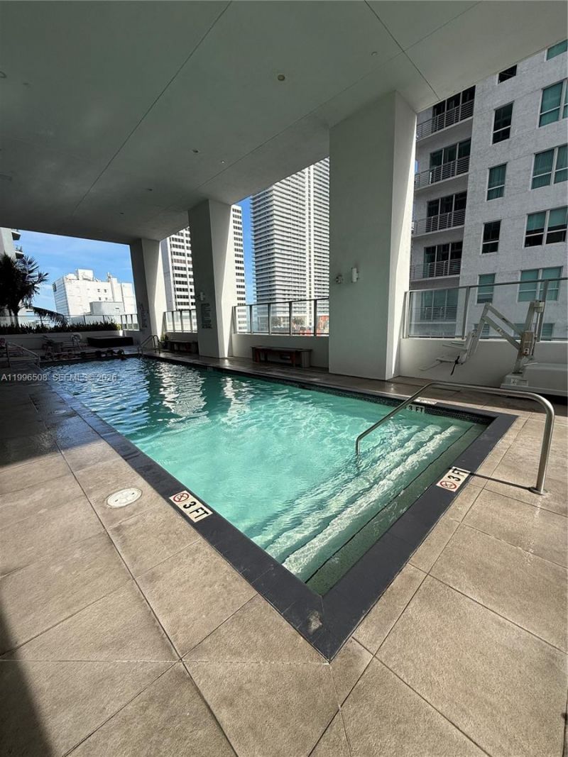 227 NE 2nd St, Unit 2911, Miami, FL 33132 Photo