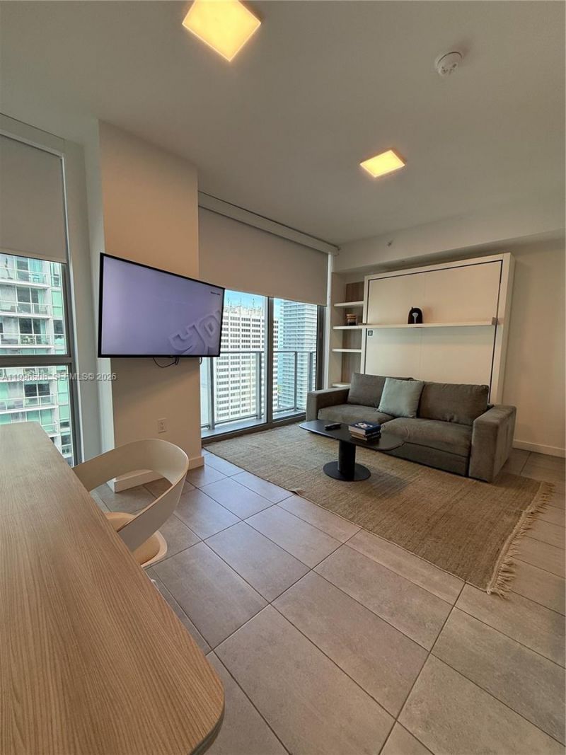 227 NE 2nd St, Unit 2911, Miami, FL 33132 Photo