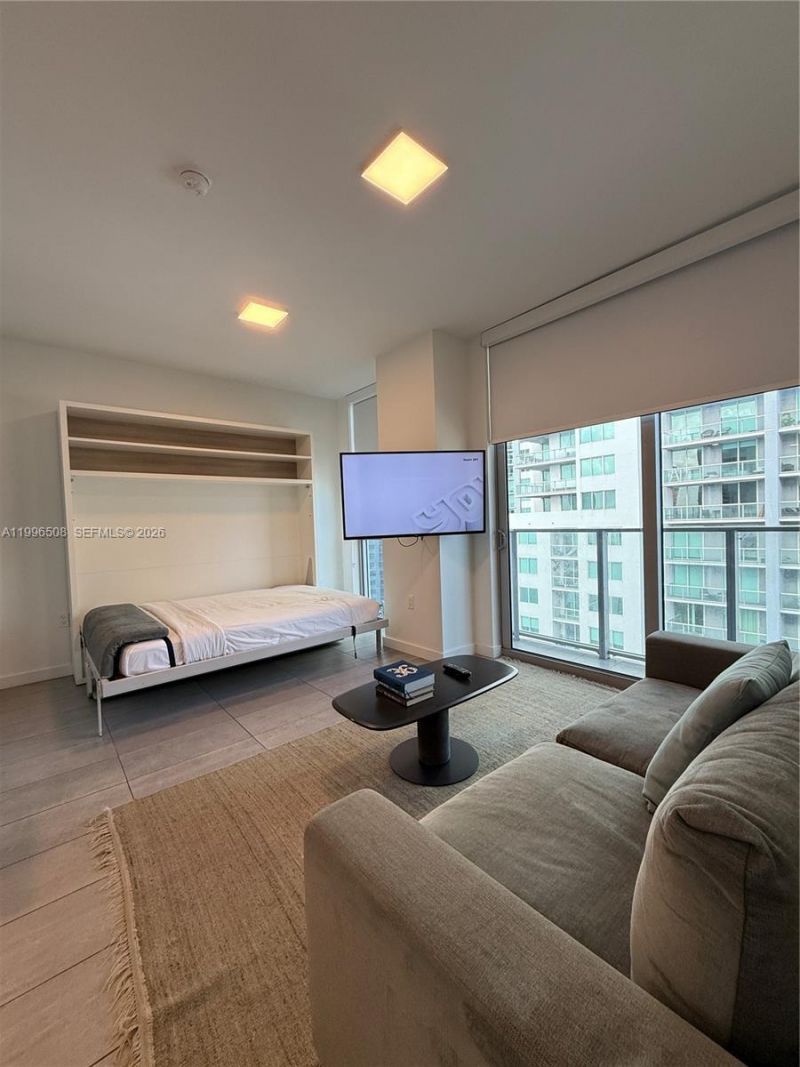 227 NE 2nd St, Unit 2911, Miami, FL 33132 Photo