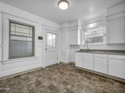 918 W 2nd Street, Reno, NV 89503 Photo