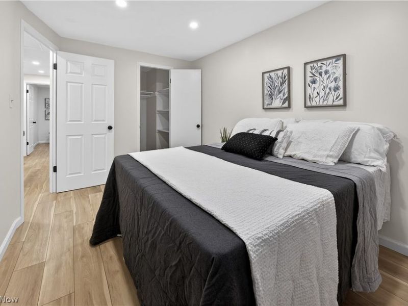 6151 Sherwood Drive, North Olmsted, OH 44070 Photo 16