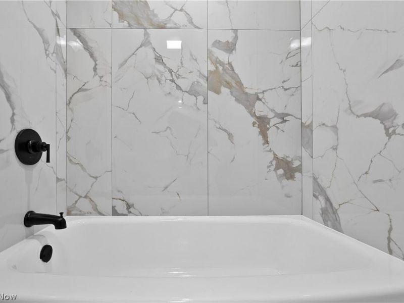 6151 Sherwood Drive, North Olmsted, OH 44070 Photo 23