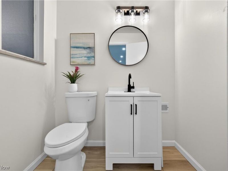 6151 Sherwood Drive, North Olmsted, OH 44070 Photo 25