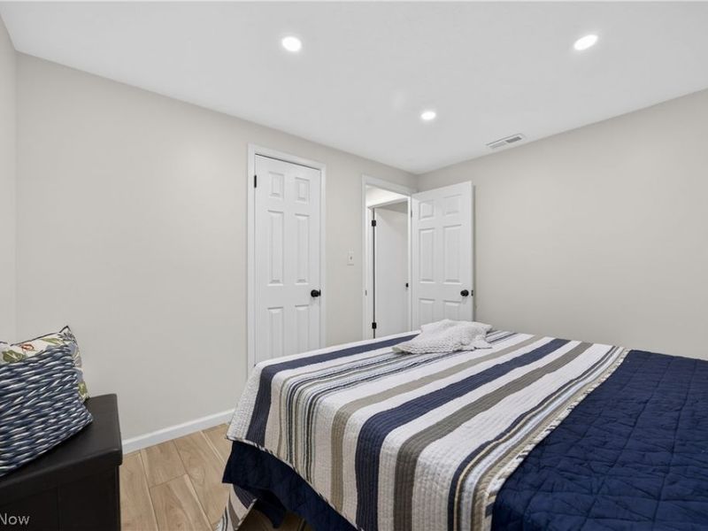 6151 Sherwood Drive, North Olmsted, OH 44070 Photo 28