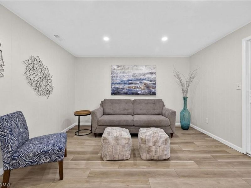 6151 Sherwood Drive, North Olmsted, OH 44070 Photo 32