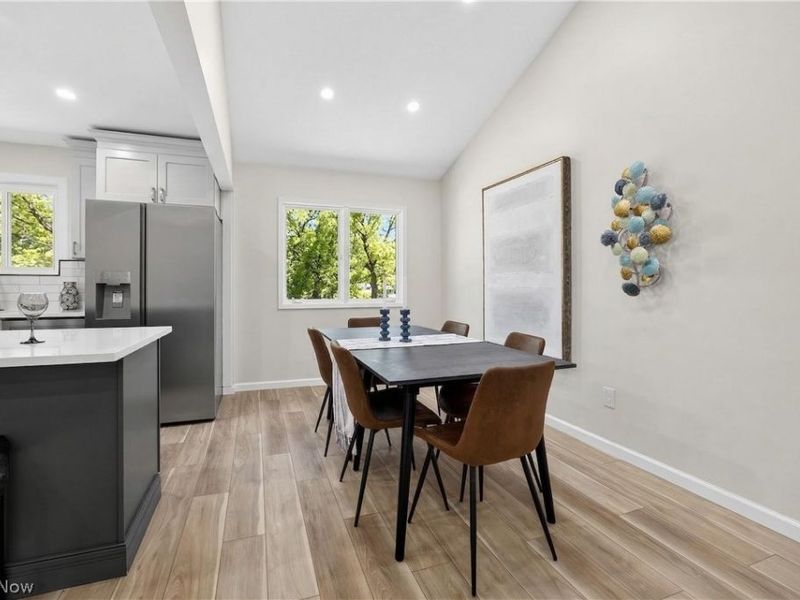 6151 Sherwood Drive, North Olmsted, OH 44070 Photo 8