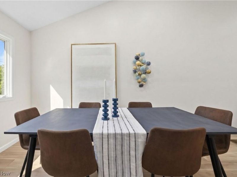 6151 Sherwood Drive, North Olmsted, OH 44070 Photo 9