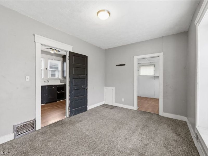 244 Power Street , Akron, OH 44304 Photo 13