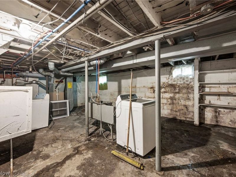 244 Power Street , Akron, OH 44304 Photo 26