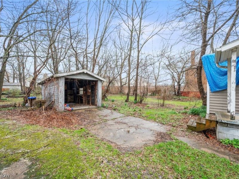 244 Power Street , Akron, OH 44304 Photo 28