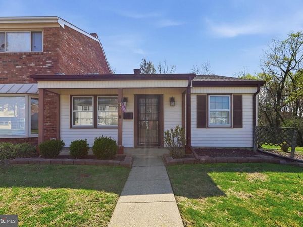 10 FIRESIDE COURT, WILLINGBORO, NJ 08046