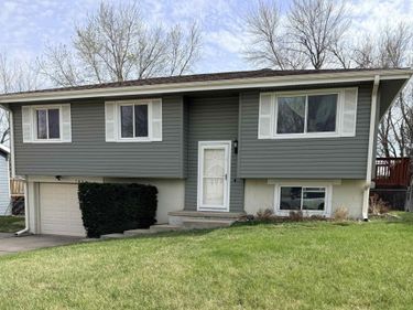 705 E 4th Street , Hickman, NE 68372