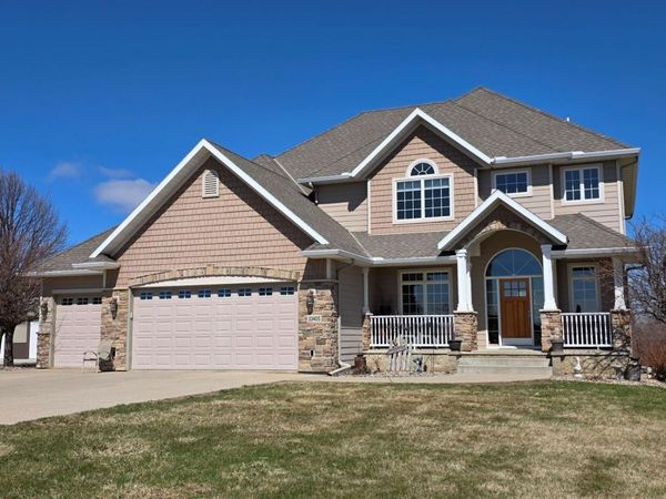 33405 Oak Ridge Avenue, Redwood Falls, MN 56283