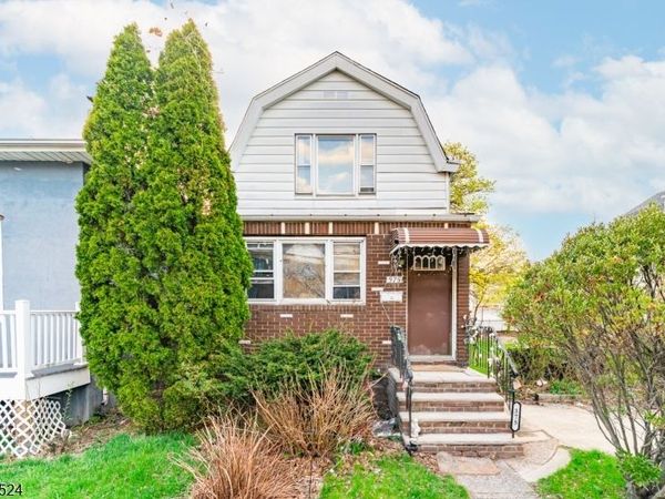 375 Westervelt Pl, Lodi, NJ 07644