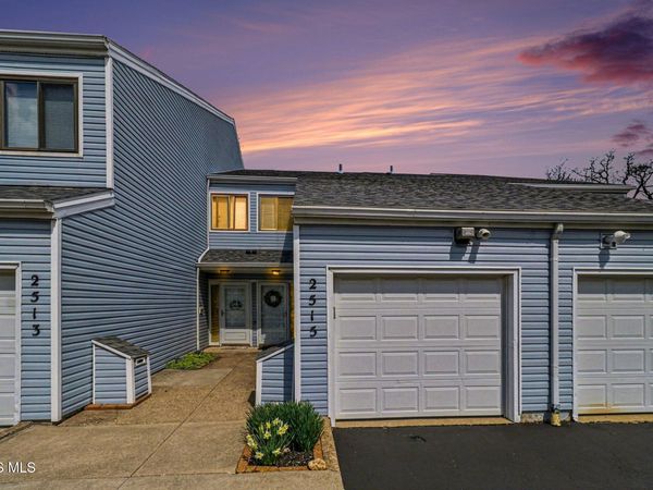 2515 W Village Drive, Toledo, OH 43614