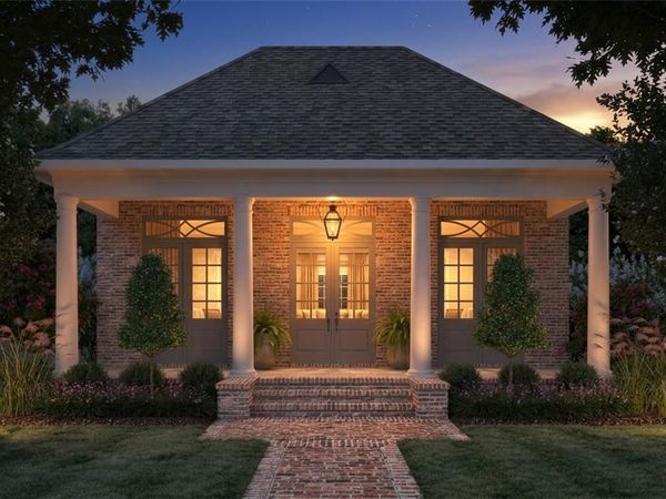 536 MOUNT HOPE Court, Covington, LA 70433