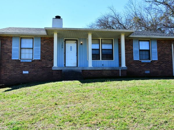 109 Shady View Dr , Hendersonville, TN 37075