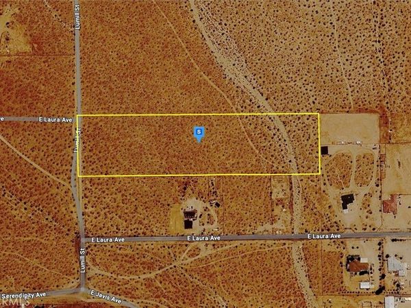 2360 Lumill Street, Ridgecrest, CA 93555