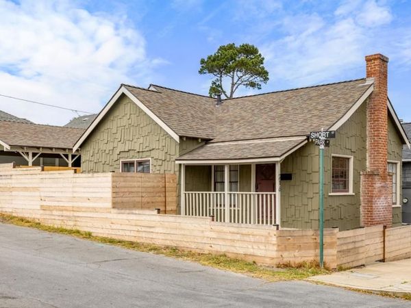 216 Park Street, Pacific Grove, CA 93950