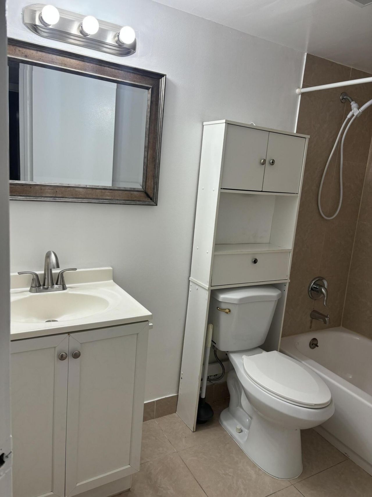 9033 Wiles Road, Unit 102, Coral Springs, FL 33067 Photo