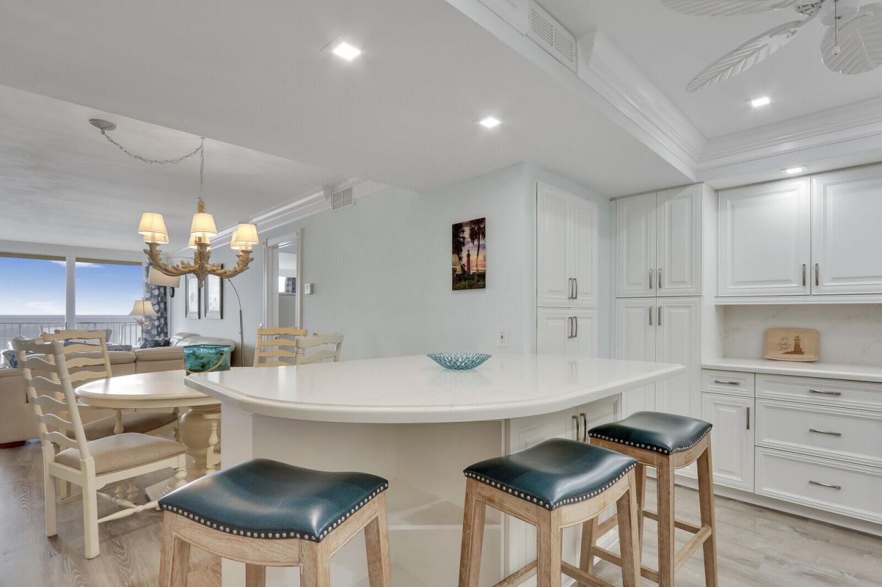 200 S Beach Road, Unit 802, Tequesta, FL 33469 Photo