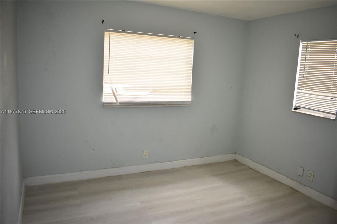 2121 NW 26th Ave, Fort Lauderdale, FL 33311 Photo