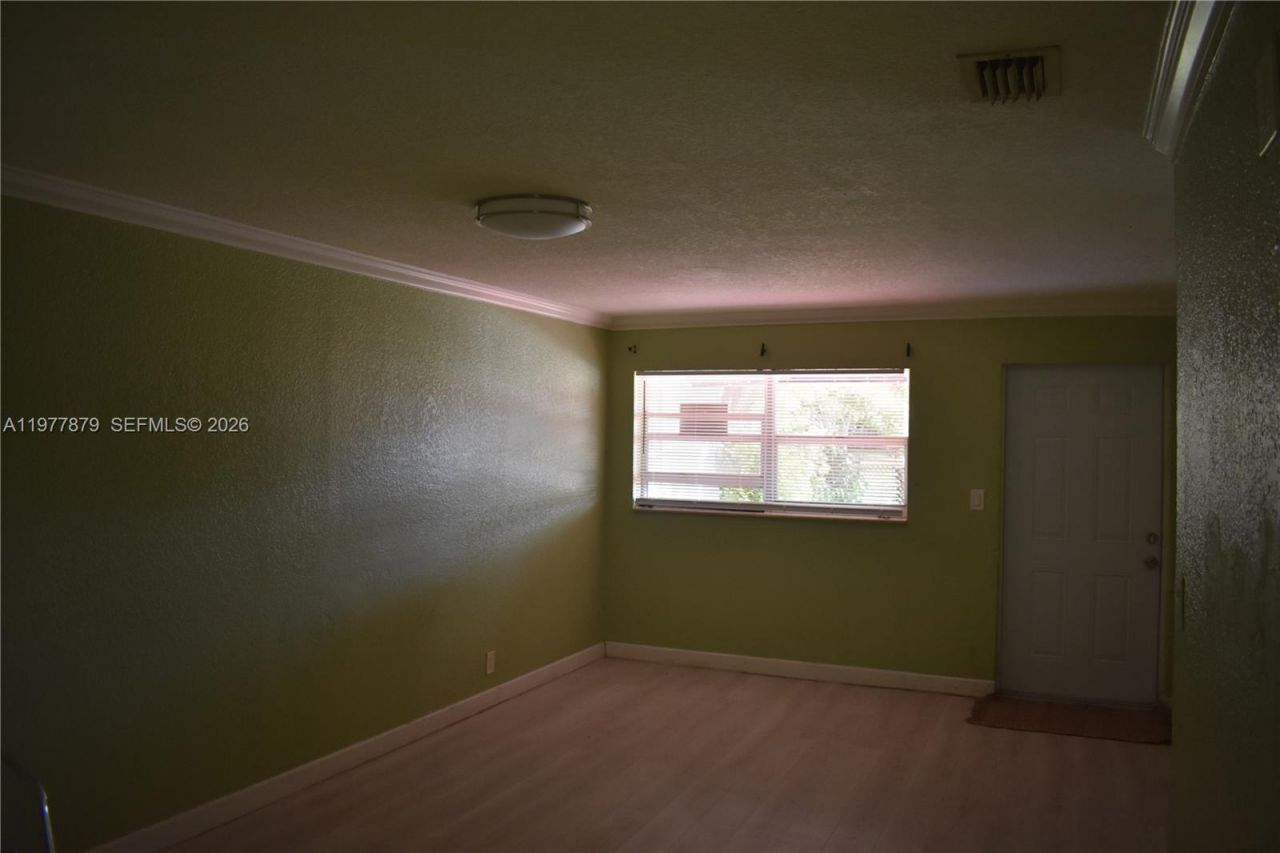 2121 NW 26th Ave, Fort Lauderdale, FL 33311 Photo