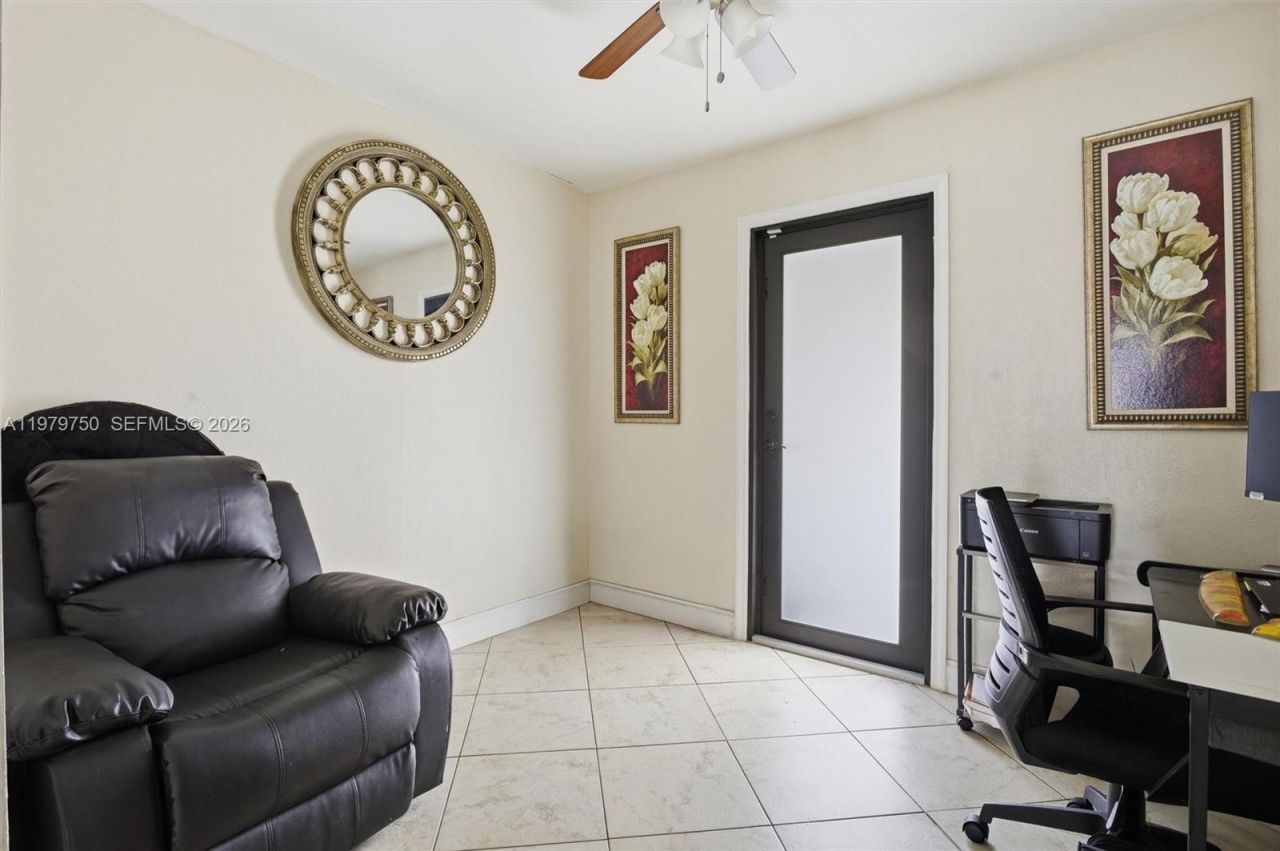 720 SW 81 Ter, North Lauderdale, FL 33068 Photo