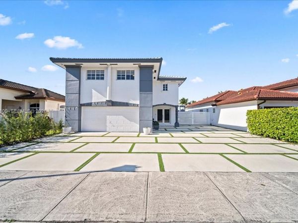 15341 SW 36th St, Miami, FL 33185