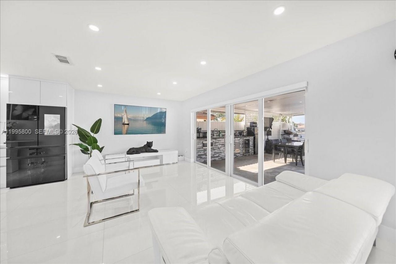 15341 SW 36th St, Miami, FL 33185 Photo